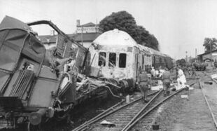 Historia: w zderzeniu pociągu z cysterną zginęły 94 osoby - połowa z nich to były dzieci