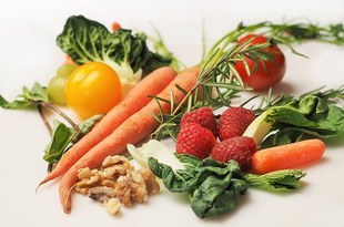 Warzywa i owoce podstawą diety –