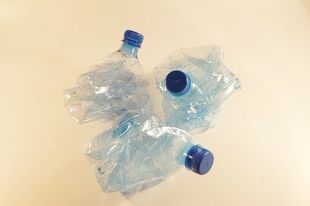 Preparat z UMK pomoże w walce z plastikowymi odpadami