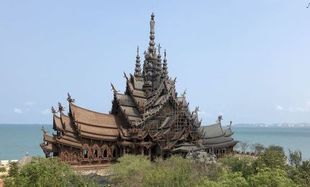 Sanktuarium Prawdy - spełnione marzenie tajskiego milionera