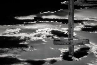 Odwrócony krzyż św Piotra - symbol chrześcijan czy satanistów?