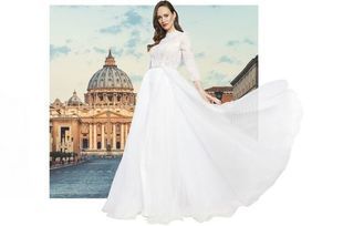 Polska projektantka stworzyła suknię ślubną na stulecie urodzin Jana Pawła II. W metce jest woda święcona z Watykanu