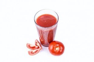 Ajurwedyjski koktajl pomidorowy