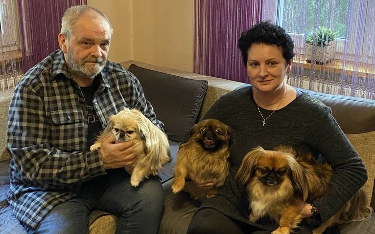 Mariola Marus i Henryk Sadurski z psami