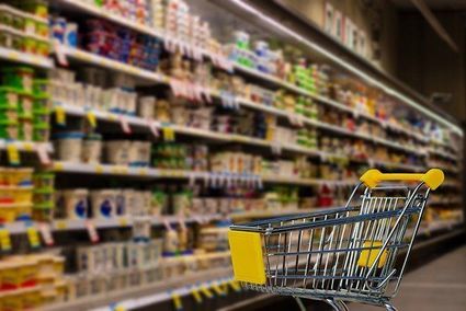 Jak uniknąć zakażenia koronawirusem podczas zakupów w supermarkecie?