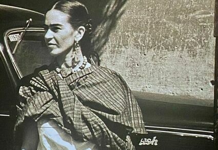 Frida Kahlo - kobieta niezwykła. Dziś jej obrazy są warte miliony dolarów