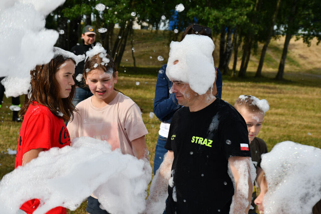 
                                                    Fotorelacja z Dnia Dziecka
                                                