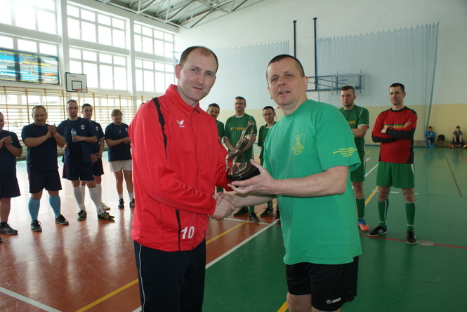 
                                                       Turniej Piłki  Nożnej Samorządowców o Puchar Burmistrza Annopola
                                                