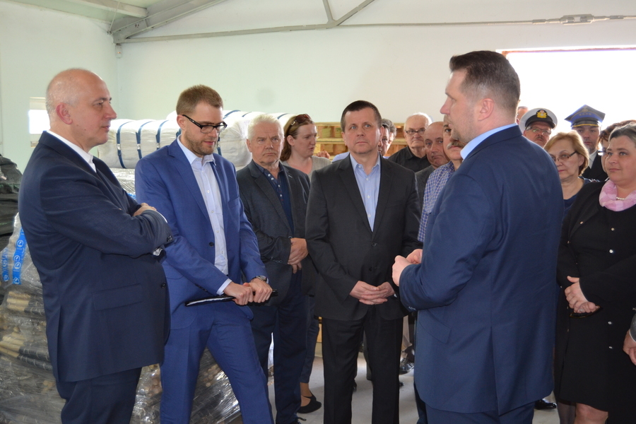 
                                                       Wizyta Ministra Spraw Wewnętrznych i Administracji w Annopolu
                                                