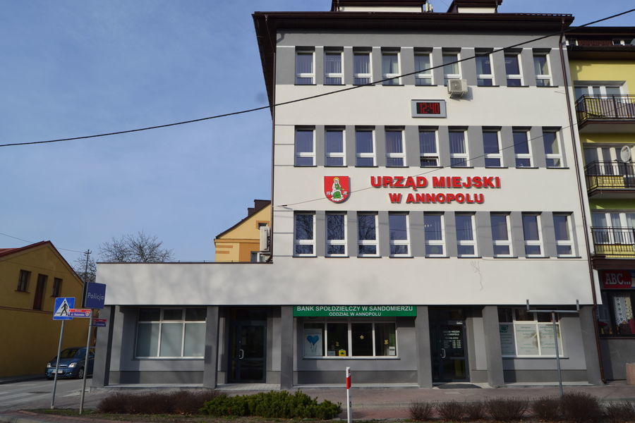 
                                                       Urząd Miejski w Annopolu - Po realizacji projektu
                                                