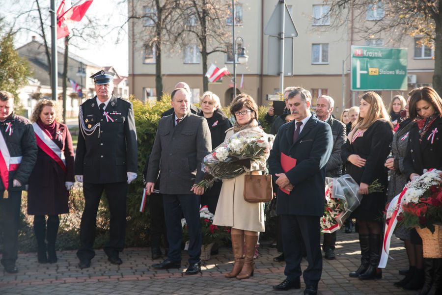 
                                                    Uroczystości 103 rocznicy Odzyskania Niepodległości pod pomnikiem Marszałka Józefa Piłsudskiego w Annopolu
                                                