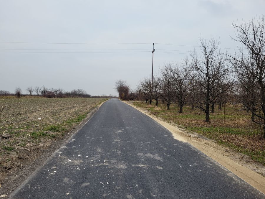 
                                                    Modernizacja przebudowa drogi gminnej w Opoce skrót do Janiszowa 
                                                
