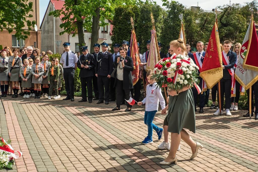 
                                                    Gminne obchody Święta Narodowego Trzeciego Maja.
                                                