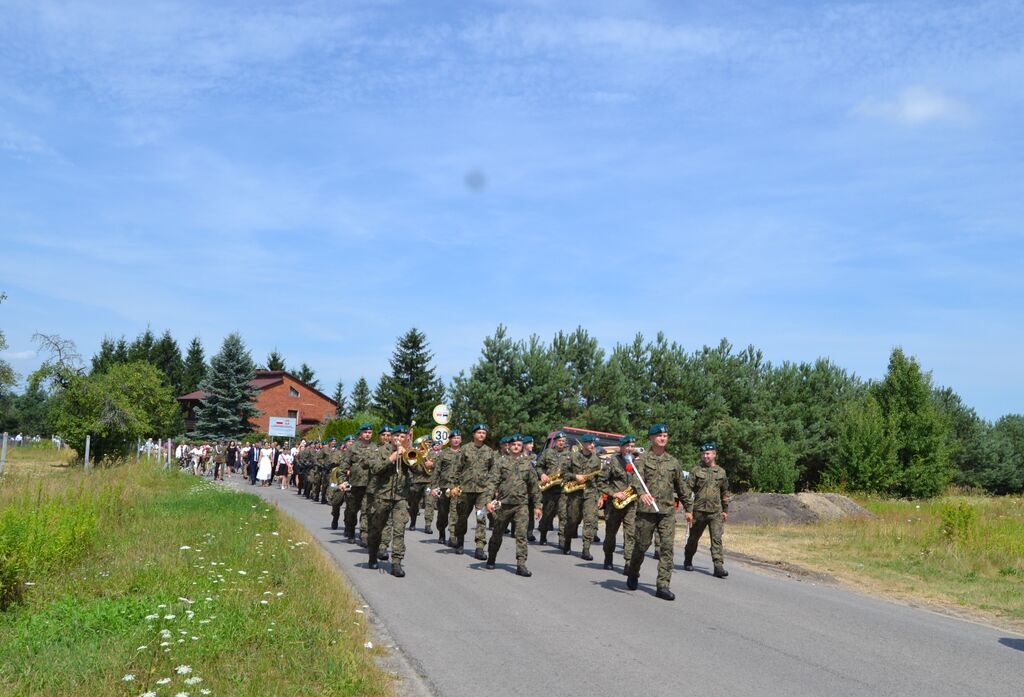 
                                                    WOJEWÓDZKIE OBCHODY DNIA WALKI I MĘCZEŃSTWA WSI POLSKIEJ W BOROWIE.
                                                