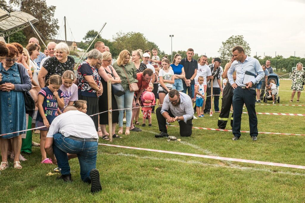 
                                                    DOŻYNKI GMINNE 2024
                                                