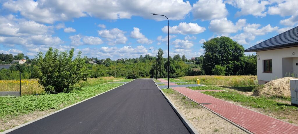 
                                                    ZAKOŃCZENIE REALIZACJI PROJEKTU WSPÓŁFINANSOWANEGO Z RZĄDOWEGO FUNDUSZU ROZWOJU DRÓG – „BUDOWA DROGI GMINNEJ-UL. KASZTANOWA W ANNOPOLU”.
                                                