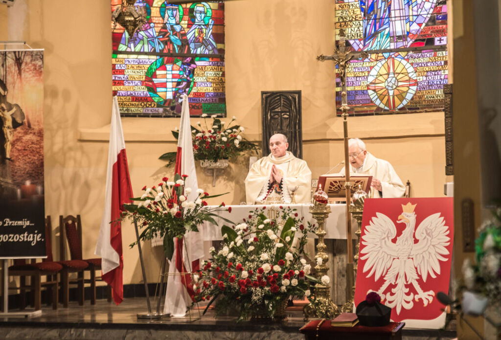 
                                                    Obchody Narodowego Święta Niepodległości.
                                                