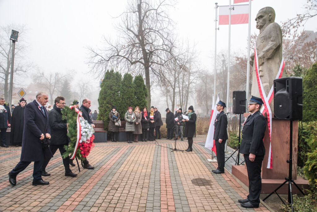 
                                                    Obchody Narodowego Święta Niepodległości.
                                                