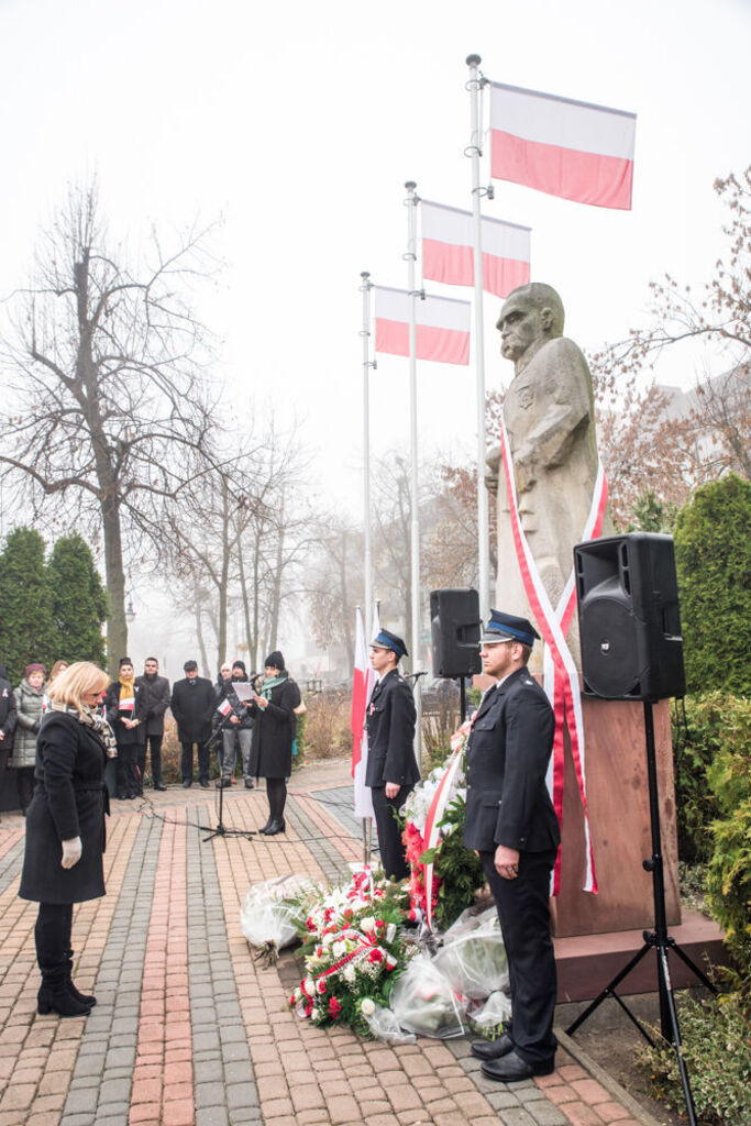 
                                                    Obchody Narodowego Święta Niepodległości.
                                                