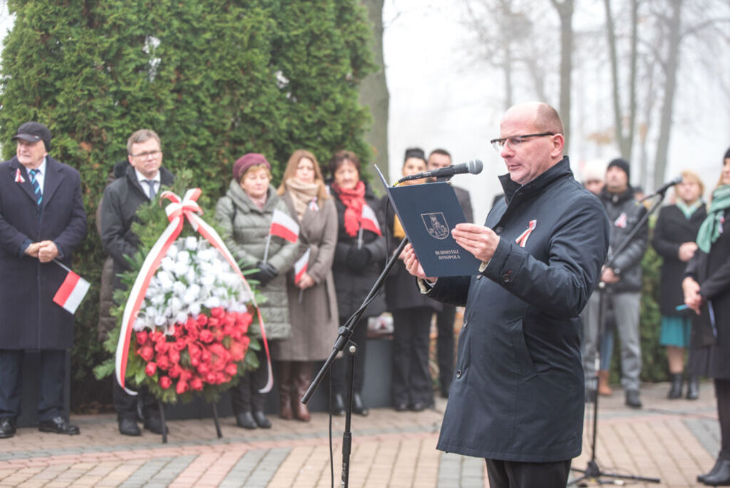 
                                                    Obchody Narodowego Święta Niepodległości.
                                                