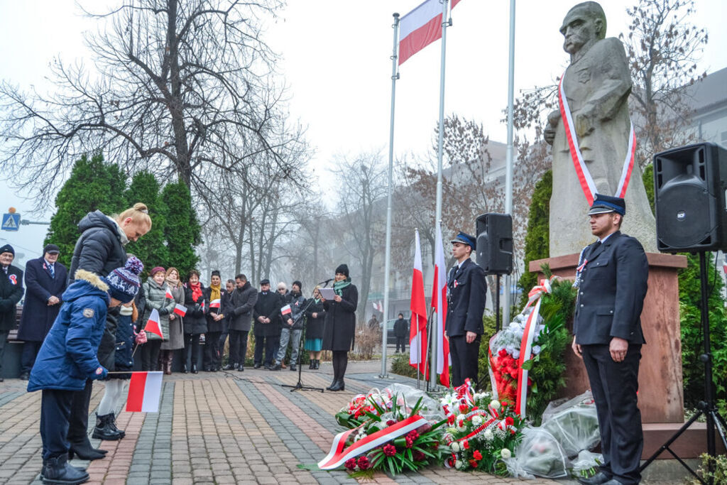 
                                                    Obchody Narodowego Święta Niepodległości.
                                                