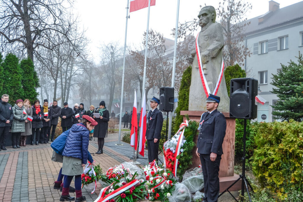 
                                                    Obchody Narodowego Święta Niepodległości.
                                                