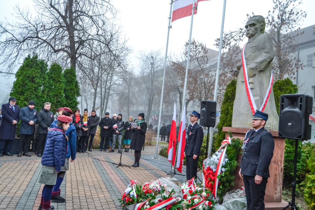 
                                                    Obchody Narodowego Święta Niepodległości.
                                                