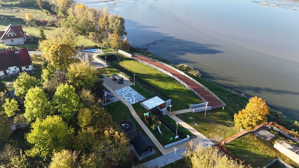 
                                                       Statystyka odwiedzin Bulwaru Nadwiślańskiego.
                                                