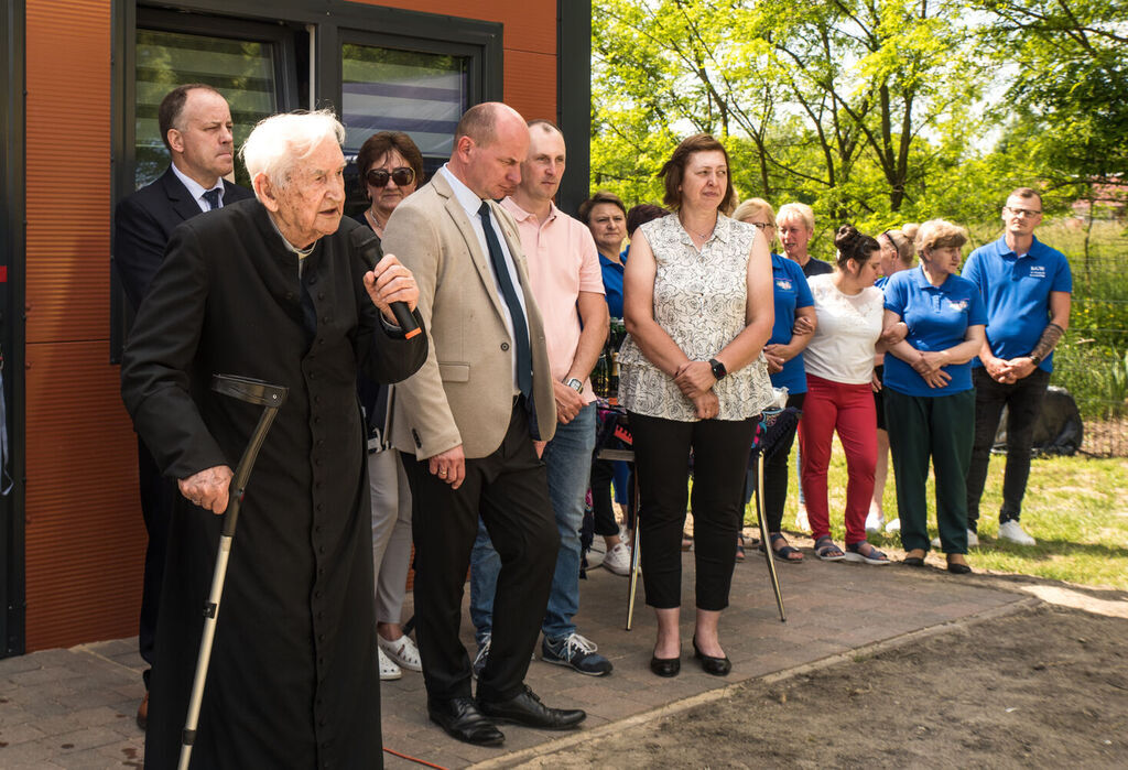 
                                                       OTWARCIE ŚWIETLICY WIEJSKIEJ W STARYM RACHOWIE
                                                