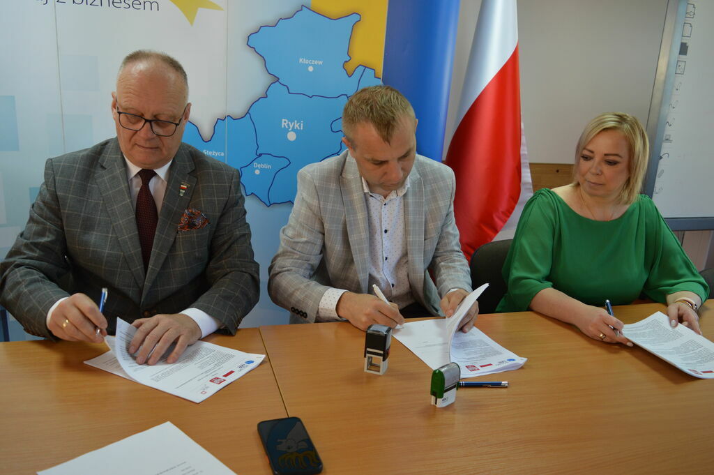 
                                                    Dobre wieści ze Starostwa - Spacerowa do remontu.
                                                