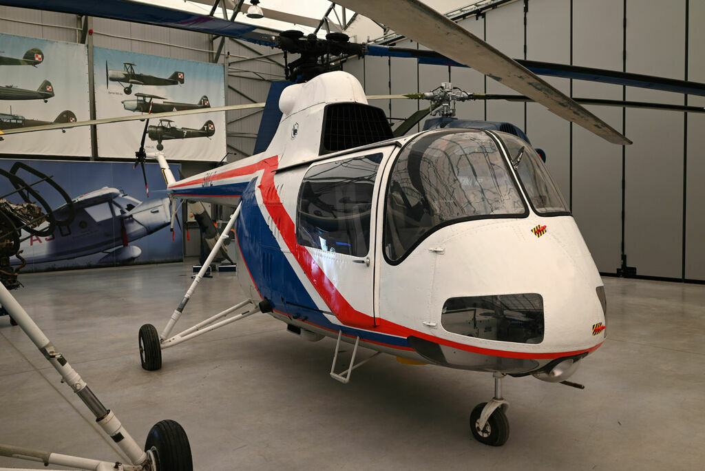 
                                                    śmigłowiec sm-2 Muzeum Sił Powietrznych w Dęblinie fot. Katarzyna Kasprzak
                                                