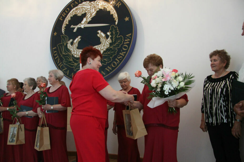 
                                                    40 – lecie Klubu Seniora Jesienna Róża 
                                                