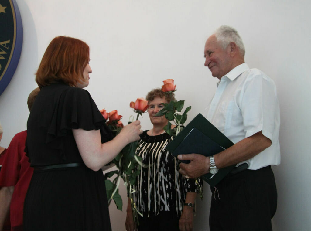 
                                                    40 – lecie Klubu Seniora Jesienna Róża 
                                                