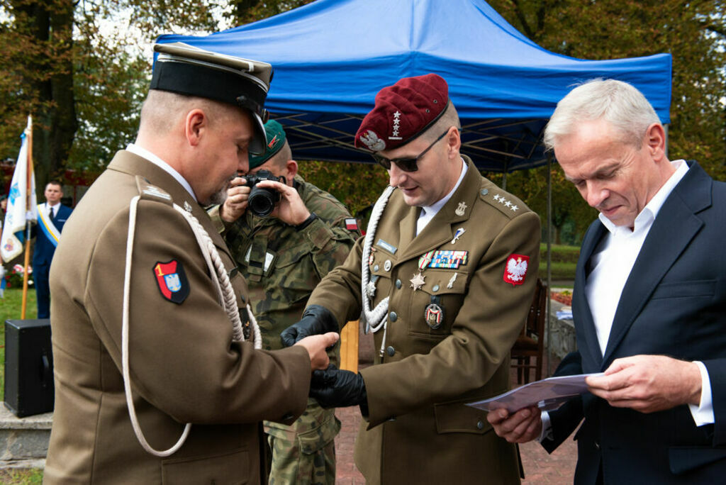 
                                                       Uroczysta Polowa Msza Święta - obchody Św. 15 Pułku Piechoty
                                                