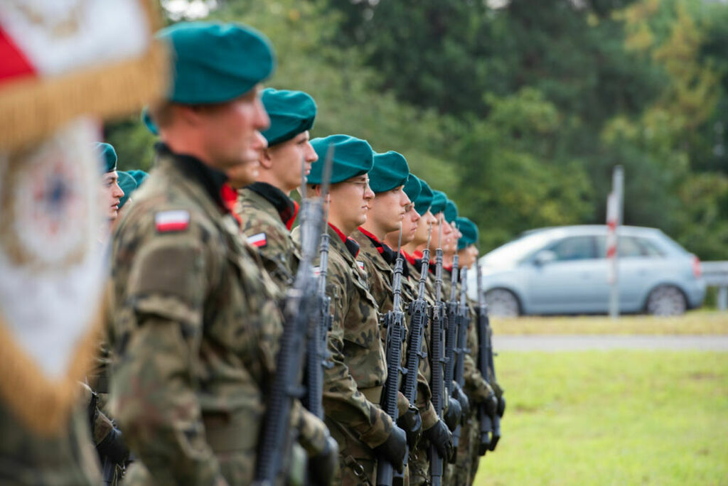 
                                                       Uroczysta Polowa Msza Święta - obchody Św. 15 Pułku Piechoty
                                                