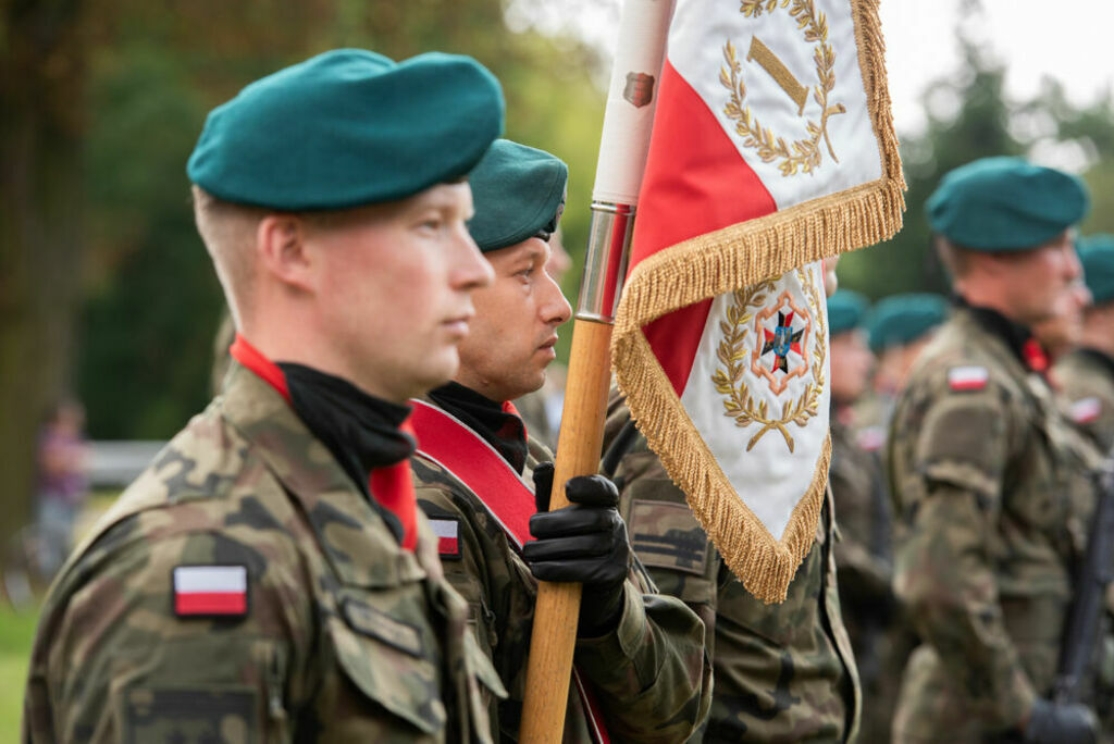 
                                                       Uroczysta Polowa Msza Święta - obchody Św. 15 Pułku Piechoty
                                                