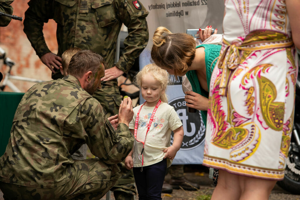 
                                                    Piknik historyczny - obchody Św. 15 Pułku Piechoty
                                                