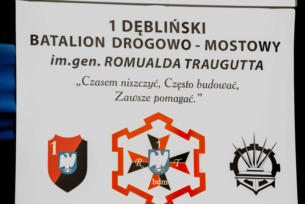 
                                                    Piknik historyczny - obchody Św. 15 Pułku Piechoty
                                                