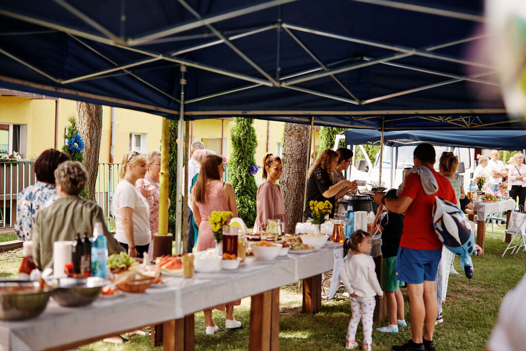 
                                                    Piknik Rodzinny w Miejskim Żłobku w Dęblinie
                                                