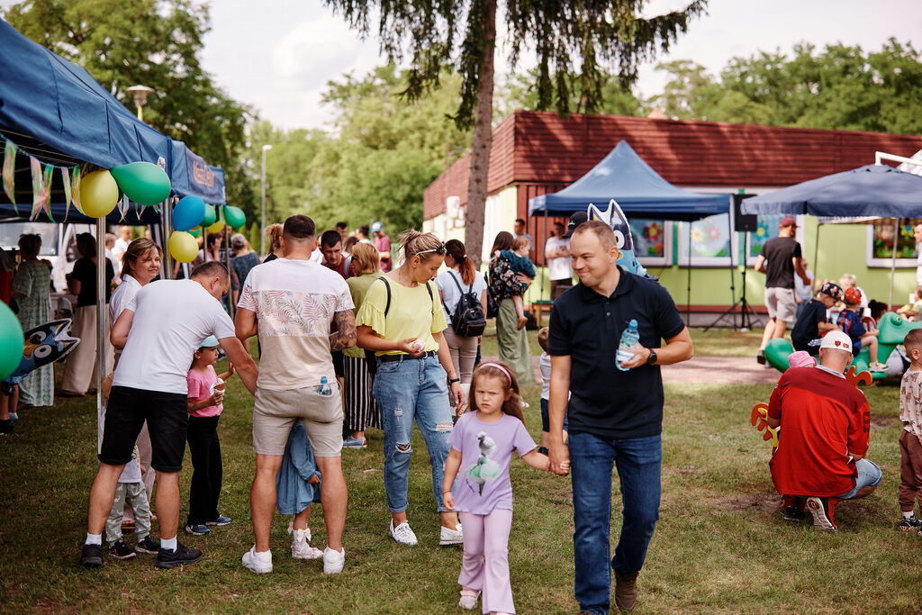 
                                                    Piknik Rodzinny w Miejskim Żłobku w Dęblinie
                                                