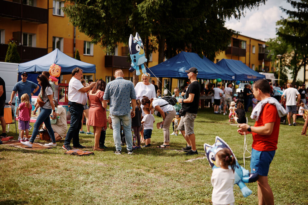 
                                                    Piknik Rodzinny w Miejskim Żłobku w Dęblinie
                                                