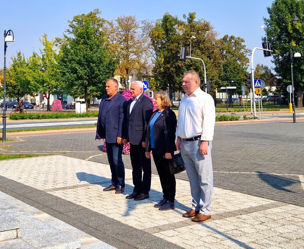 
                                                       85. rocznica sowieckiej napaści na Polskę / Światowy Dzień Sybiraka – relacja
                                                