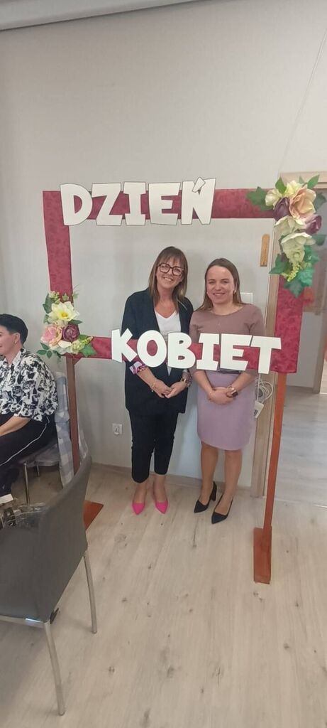  Dzień Kobiet w Środowiskowym Domu Samopomocy w Trzebuniu 