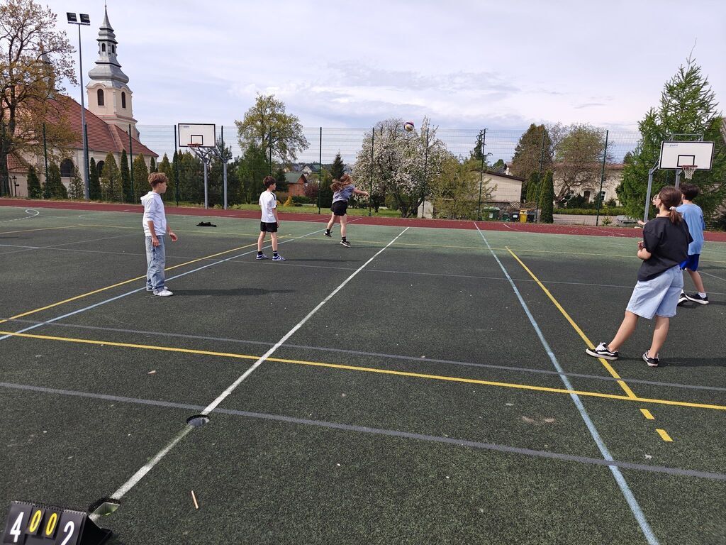 
                                                       Turniej 
