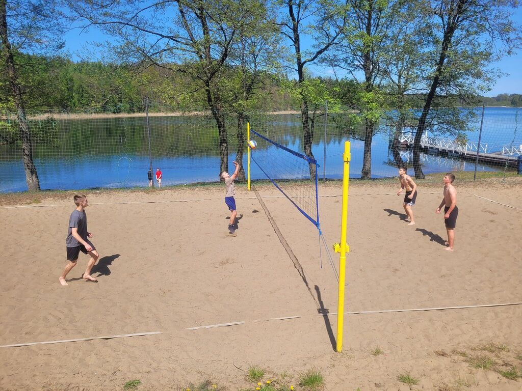 
                                                       🏐Turniej Siatkówki Plażowej🏐 Kategoria - Klasy VII - VII
                                                