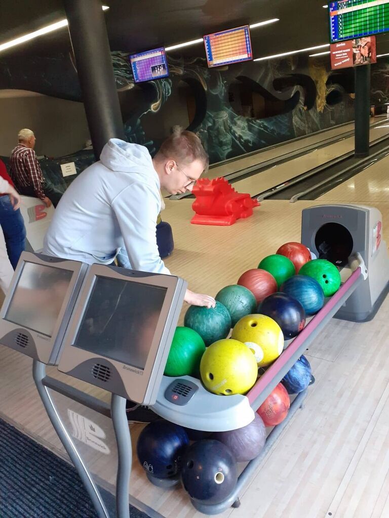 
                                                       Wyjazd na kręgle do Szarloty.
                                                
