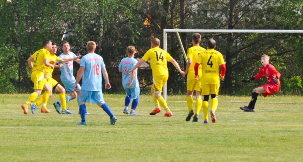 
                                                       Kaliszanka - Dziemiany 🆚 GKS II Żukowo
                                                