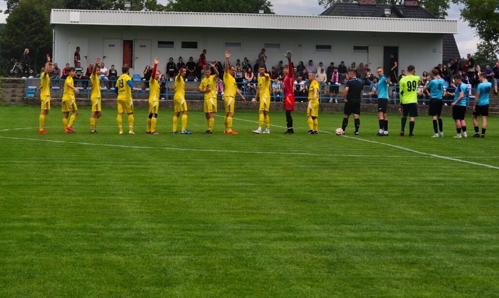 
                                                       KS Mściszewice vs Kaliszanka - Dziemiany 
                                                