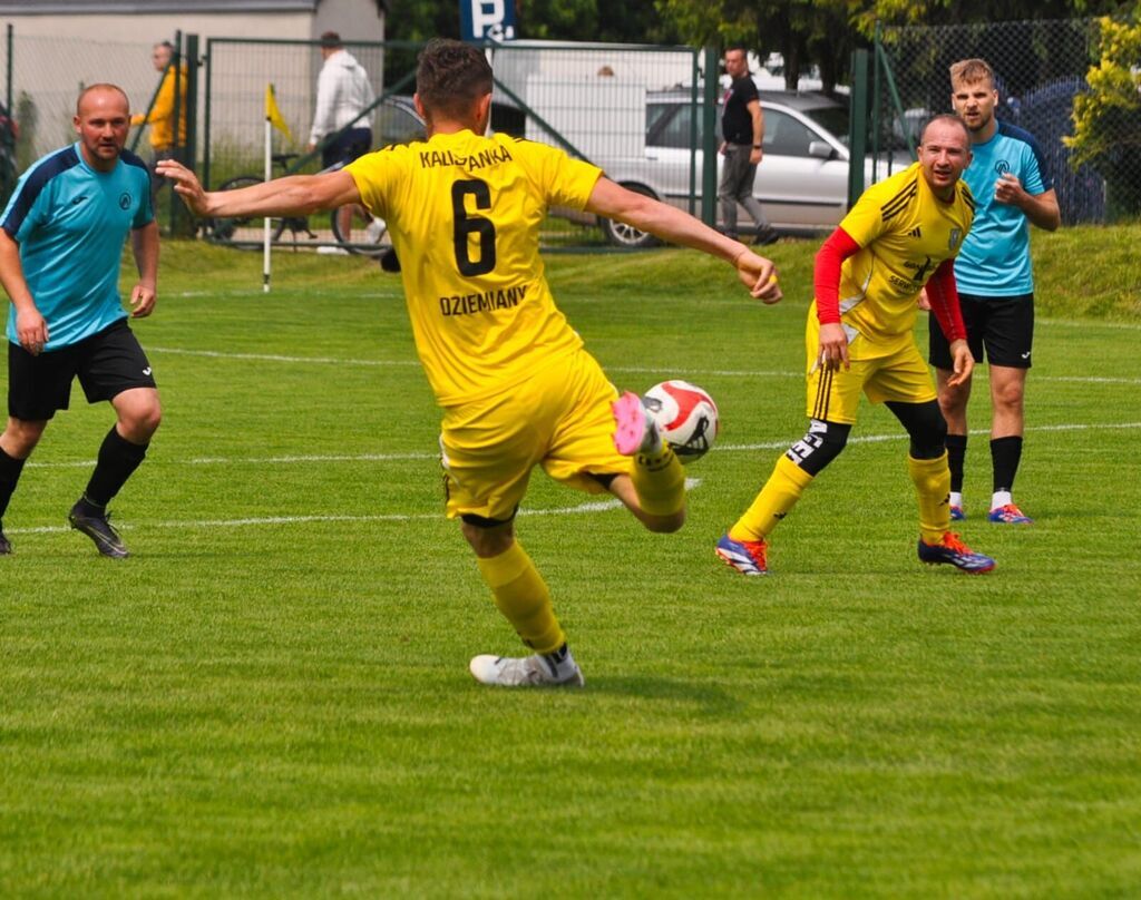 
                                                       KS Mściszewice vs Kaliszanka - Dziemiany 
                                                