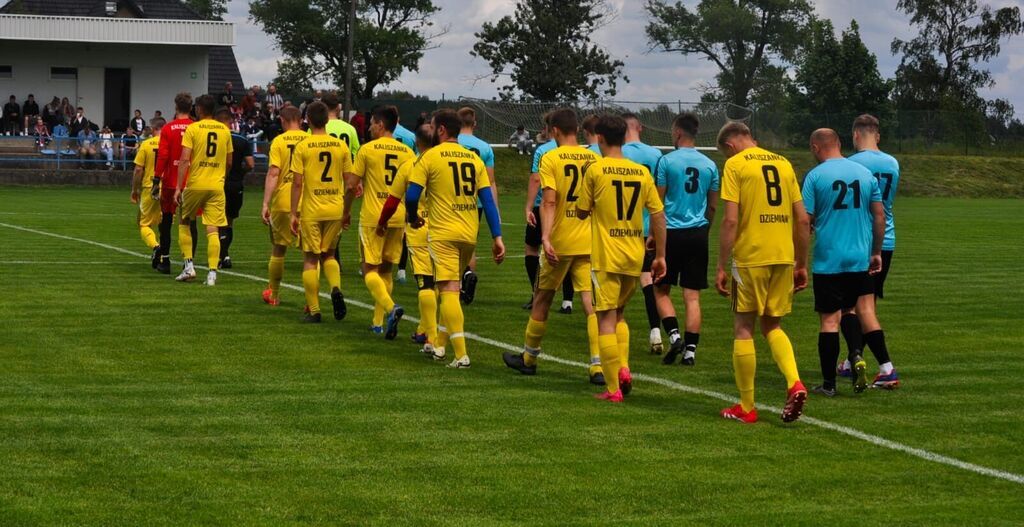 
                                                       KS Mściszewice vs Kaliszanka - Dziemiany 
                                                